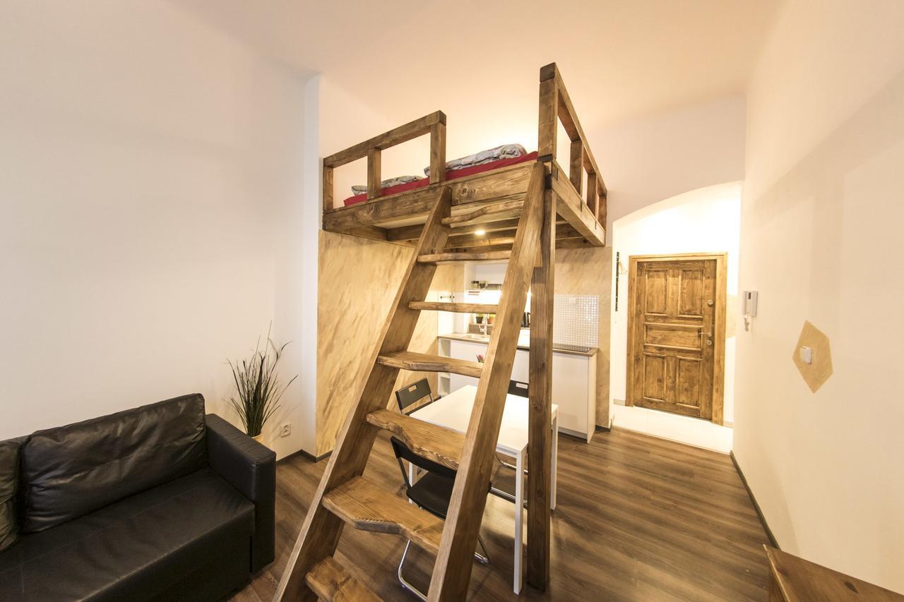 Freedom Rooms & Apartments Prag Eksteriør billede