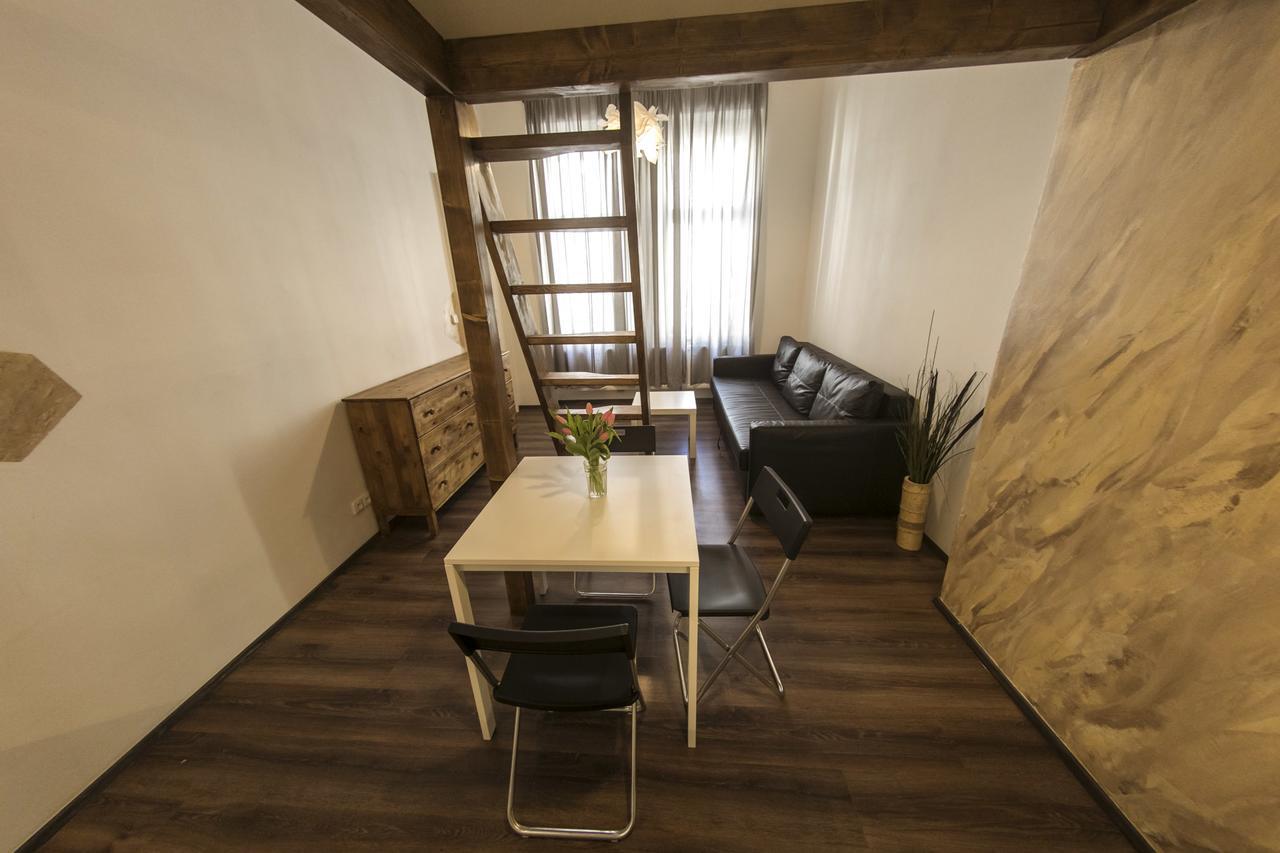 Freedom Rooms & Apartments Prag Eksteriør billede
